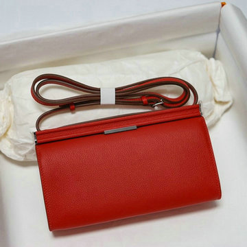 エルメス HERMES 3589-HE0778YRD　2021年最新入荷 クリック H 斜め掛け ショルダーバッグ クロスボディバッグ レディースかばん ヴォーエプソン