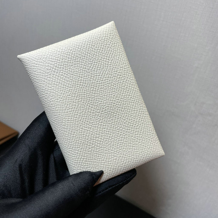 商品名称：エルメス HERMES 2021年最新入荷 カルヴィ カードケース 名刺入れ カードホルダー 二つ折り コンパクト 小銭入れ ヴォーエプソン