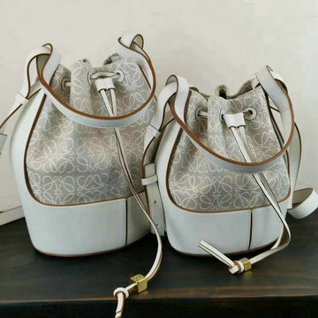 ロエベ LOEWE 99-LE522003DBB　2021年最新入荷 balloon バルーン バゲットバッグ トートバッグ ハンドバッグ 2way ショルダーバッグ ドローストリングバッグ