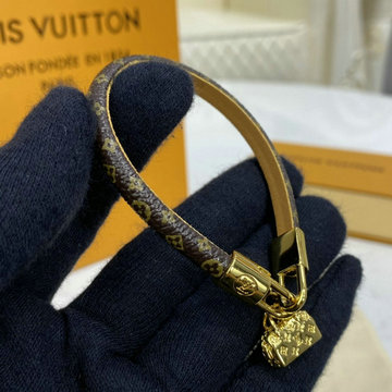 ルイヴィトン LOUISVUITTON 057-M8011EA　2021年最新入荷 ブラスレ LVプティット マル ブレスレット バングル アクセサリー ジュエリー