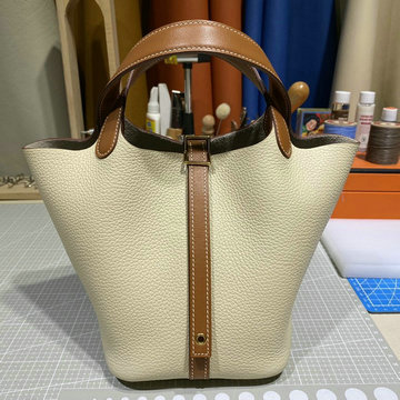 商品名称：エルメス HERMES 3589-HPT0026LLMB  2021年最新入荷 ピコタン バケットバッグ トートバッグ ハンドバッグ ショッピングバッグ レディースかばん トリヨン