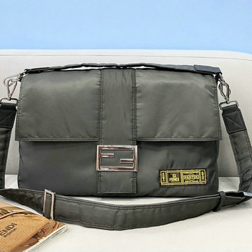 フェンディ FENDI 168-FD0131LHS　2021年最新入荷 バゲットバッグ 斜め掛け ショルダーバッグ ウェストバッグ チェストバッグ クロスボディ ナイロン