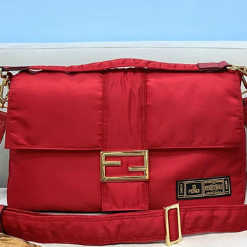 フェンディ FENDI 168-FD0131LRD　2021年最新入荷 バゲットバッグ 斜め掛け ショルダーバッグ ウェストバッグ チェストバッグ クロスボディ ナイロン