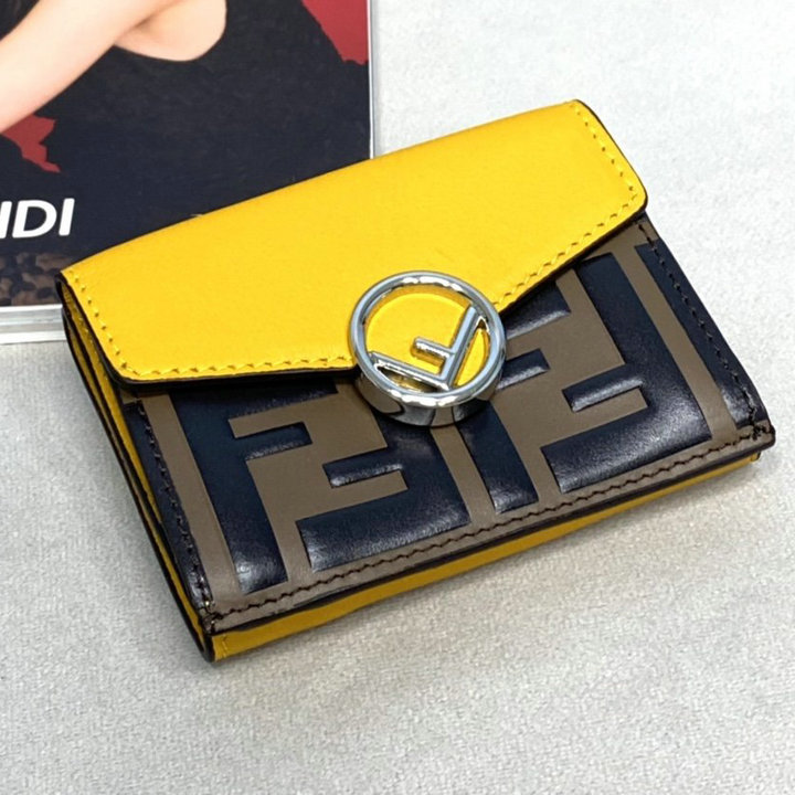 商品名称：フェンディ FENDI 168-FD0261KH　2021年最新入荷 短財布 ショートウォレット