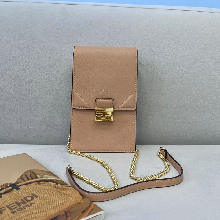 フェンディ FENDI 168-FD323LF　2021年最新入荷 斜め掛け ショルダーバッグ ミニサイズ 携帯ケース スマートフォンケース スクエアバッグ カーフレザー