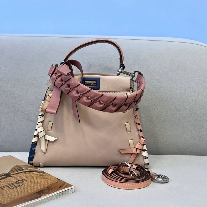 フェンディ FENDI 168-FD5610SQF　2021年最新入荷 ピーカブー トートバッグ トップハンドルバッグ ハンドバッグ 2way 斜め掛け ショルダーバッグ カーフレザー