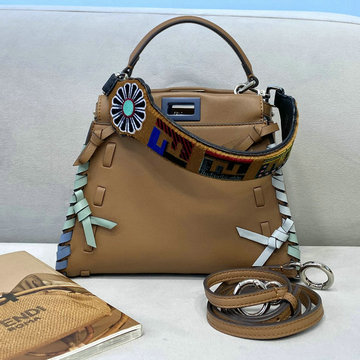 フェンディ FENDI 168-FD5610SZS　2021年最新入荷 ピーカブー トートバッグ トップハンドルバッグ ハンドバッグ 2way 斜め掛け ショルダーバッグ カーフレザー