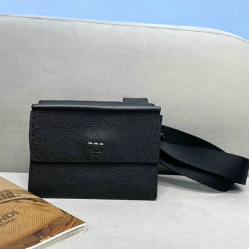 フェンディ FENDI 168-FD78673BK　2021年最新入荷 ウェストバッグ チェストバッグ ベルトバッグ クロスボディバッグ 斜め掛け ショルダーバッグ