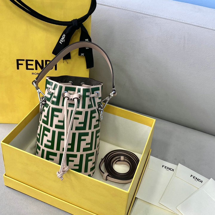 商品名称：フェンディ FENDI 168-FD85023　2021年最新入荷 モン トレゾール バゲットバッグ クロスボディ レディースかばん 斜め掛け ショルダーバッグ