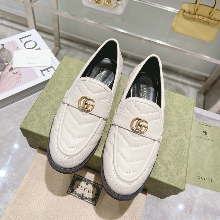 商品名称：グッチ GUCCI 26-GGJ21027B　2021年秋冬最新入荷 ローファー ウィメンズ フラットシューズ レディースシューズ