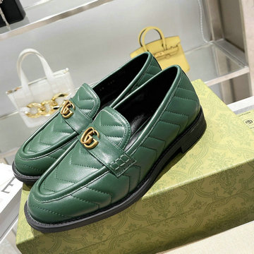 グッチ GUCCI 26-GGJ21027G　2021年秋冬最新入荷 ローファー ウィメンズ フラットシューズ レディースシューズ