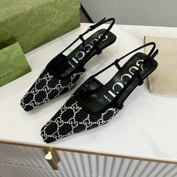 商品名称：グッチ GUCCI 26-GGJ21038Z　2021年秋冬最新入荷 ウィメンズ スリングバックパンプス ローヒールシューズ バックにバックル クロージャー レディースシューズ