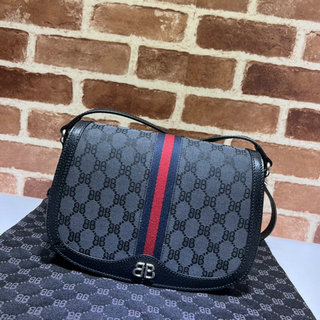 商品名称：グッチ GUCCI 057-GG680121BK　2021年最新入荷 メッセンジャーバッグ 斜め掛け ショルダーバッグ クロスボディバッグ キャンパス