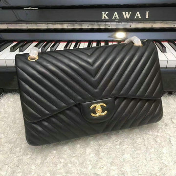 シャネル CHANEL CC-CH1113VYJBK　2021年最新入荷 クラシック フラップバッグ 斜め掛け ショルダーバッグ クロスボディバッグ レディースかばん ラムスキン