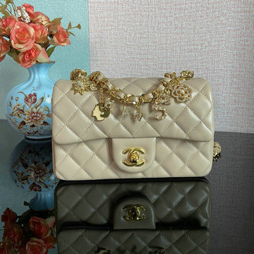 商品名称：シャネル CHANEL CC-CH2326JXS　2021年最新入荷 フラップバッグ 斜め掛け ショルダーバッグ クロスボディバッグ レディースかばん ラムスキン