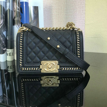 シャネル CHANEL CC-CH67085GQLK　2021年最新入荷 BOY スモール ハンドバッグ 斜め掛け ショルダーバッグ フラップバッグ クロスボディバッグ レディースかばん