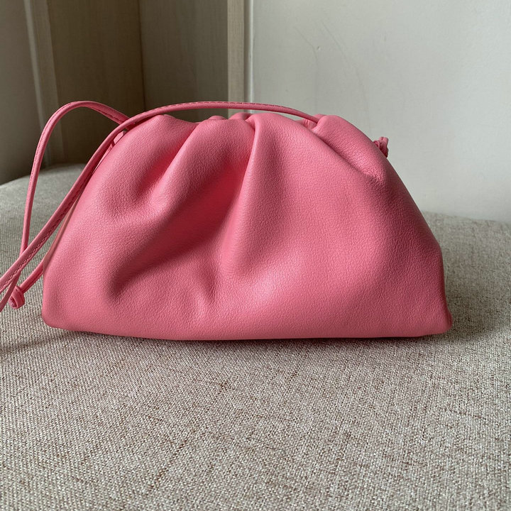 商品名称：ボッテガヴェネタ BOTTEGAVENETA aj-BOV576227XPMH　2021年最新入荷 ミニ ザ ポーチ 斜め掛け ショルダーバッグ クロスボディバッグ レディースかばん