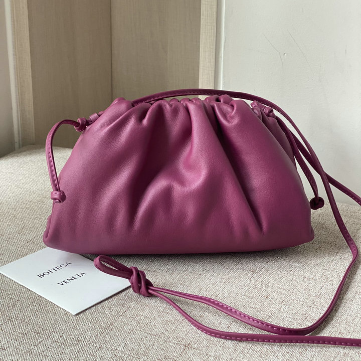 ボッテガヴェネタ BOTTEGAVENETA aj-BOV576227XPZR　2021年最新入荷 ミニ ザ ポーチ 斜め掛け ショルダーバッグ クロスボディバッグ レディースかばん
