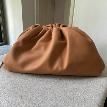 ボッテガヴェネタ BOTTEGAVENETA aj-BOV576227ZPTH　2021年最新入荷 ザ ポーチ 手持ちかばん クラッチバッグ イブリングバッグ レディースかばん ラムスキン