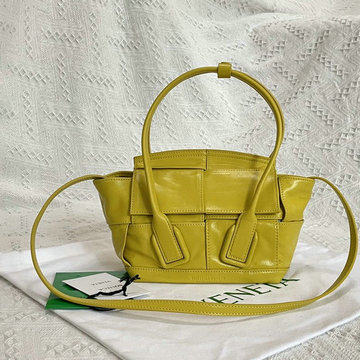 ボッテガヴェネタ BOTTEGAVENETA aj-BOV666873YL　2021年最新入荷 ザ アルコ ミニ トップハンドルバッグ トートバッグ ハンドバッグ 2way 斜め掛け ショルダーバッグ