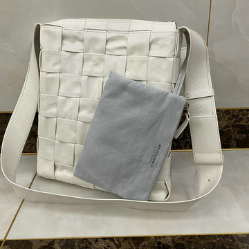 ボッテガヴェネタ BOTTEGAVENETA aj-BOV651480BS　2021年最新入荷 カセット メッセンジャーバッグ メンズかばん ブリーフケース 斜め掛け ショルダーバッグ
