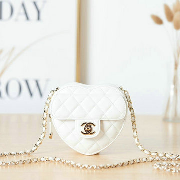 シャネル CHANEL CC-CH2784BS　2022年最新入荷 ハート チェーンポーチ 斜め掛け ショルダーバッグ クロスボディバッグ レディースかばん ラムスキン