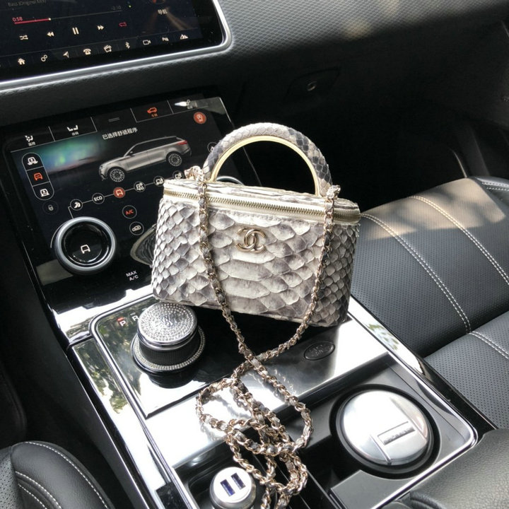 シャネル CHANEL CC-CH2805MBS　2022年最新入荷 ヴァニティー ケース トートバッグ 斜め掛け ショルダーバッグ クロスボディバッグ 化粧かばん レディースかばん