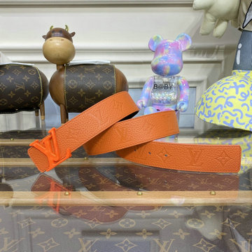 商品名称：ルイヴィトン LOUISVUITTON 057-M0582U　2022年最新入荷 サンチュール LV イニシャル 40MM リバーシブル ベルト メンズ用 カーフレザー
