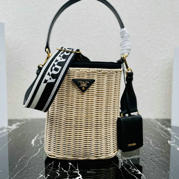 商品名称：プラダ PRADA GH-PD1BE062BK　2022年最新入荷 バゲットバッグ 斜め掛け ショルダーバッグ クロスボディバッグ レディースかばん