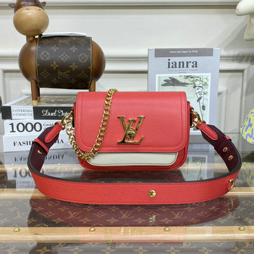 ルイヴィトン LOUISVUITTON 057-M20614　2021年最新作 ロックミー テンダー 斜め掛け ショルダーバッグ クロスボディバッグ フラップバッグ レディースかばん