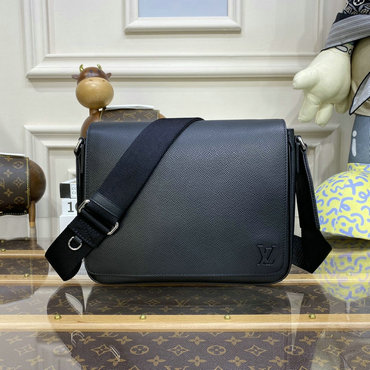 ルイヴィトン LOUISVUITTON 057-M30850　2022年最新作 ディストリクト PM NV3 メッセンジャーバッグ 斜め掛け ショルダーバッグ メンズかばん クロスボディバッグ
