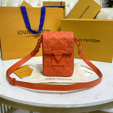 ルイヴィトン LOUISVUITTON 057-M81525C　2022年最新入荷 Sロック ヴェルティカル ウエアラブル ウォレット 斜め掛け ショルダーバッグ フォンケース トリヨンレザー