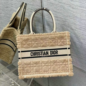 商品名称：クリスチャンディオール CHRISTIAN DIOR 025-CD1265MXS　2022年最新入荷 Book Tote ブック トップハンドルバッグ トートバッグ ハンドバッグ レディースかばん