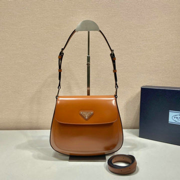 商品名称：プラダ PRADA 025-PD1BD303TH　2022年最新入荷 ホーボーバッグ トートバッグ 2way 肩掛け ショルダーバッグ クロスボディバッグ カーフレザー