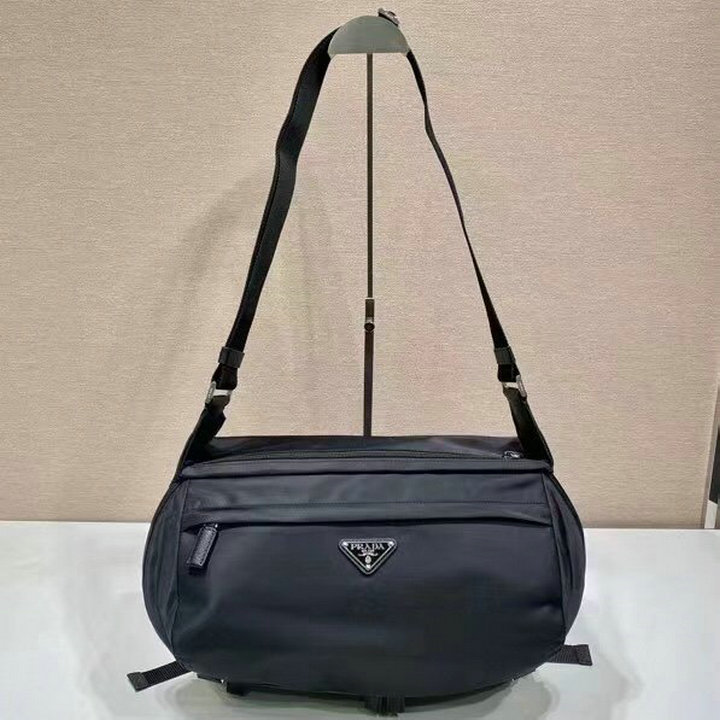 商品名称：プラダ PRADA 025-PD2VH991A　2022年最新作 フラップバッグ メッセンジャーバッグ 斜め掛け ショルダーバッグ クロスボディバッグ ナイロン