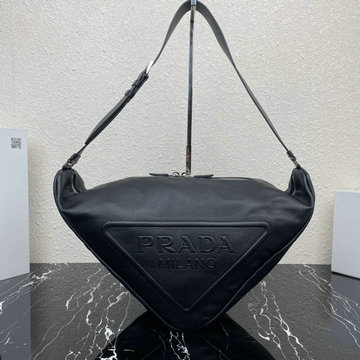 プラダ PRADA 025-PD2VY007LBK　2022年最新作 トライアングル キャンパスバッグ 斜め掛け ショルダーバッグ クロスボディバッグ ファスナー開閉式