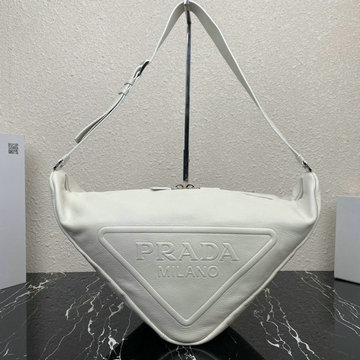 商品名称：プラダ PRADA 025-PD2VY007LBS　2022年最新作 トライアングル キャンパスバッグ 斜め掛け ショルダーバッグ クロスボディバッグ ファスナー開閉式