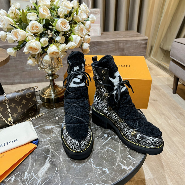 商品名称：ルイヴィトン LOUISVUITTON 26-LVJ22049M　2022年秋冬最新入荷 アンクルブーツ ショートブーツ レースアップシューズ カジュアルシューズ マーティンブーツ