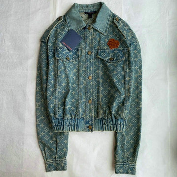 商品名称：ルイヴィトン LOUISVUITTON MS-WTLV22023　2022年秋冬最新入荷 ボタンクロージャー デニムジャケット 長袖 アウターコート ロングスリーブ トップスコート 男女兼用