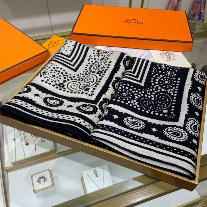 エルメス HERMES AN-WJHE22009　2022年最新入荷 スクエアスカーフ マフラー ストール ショール カシミヤ