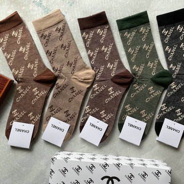 シャネル CHANEL AN-WZCH22001　2022年最新入荷 Sporty Tennis Socks スポーティー テニス ソックス ハイソックス 1箱5足セット コットン