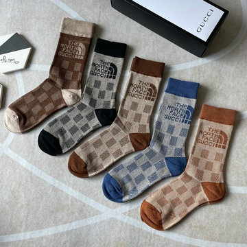 グッチ GUCCI AN-WZGG22007　2022年最新入荷 Sporty Tennis Socks スポーティー テニス ソックス ハイソックス 1箱5足セット コットン