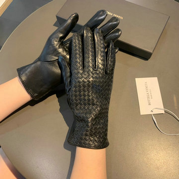 商品名称：ボッテガヴェネタ BOTTEGAVENETA JS-STBV22004　2022年最新入荷 ラムスキン 手袋 スマホタッチパネル 対応 レディース グローブ 冬用 防寒 全指タッチ 女性用