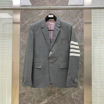 トム ブラウン Thom Browne JS-JKTB22001　2022年春夏最新入荷 スーツジャケット ボタン二つコート ロングスリーブ トップスコート ビジネス アウターコート