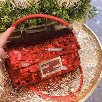 フェンディ FENDI 168-FD0127LRD　2022年最新入荷 バゲット トップハンドルバッグ 2way 斜め掛け ショルダーバッグ カーフレザー レディースかばん