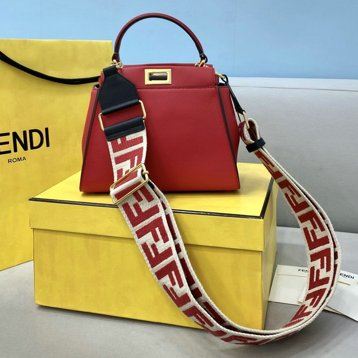 フェンディ FENDI 168-FD2121SRD　2022年最新入荷 ピーカブー トートバッグ トップハンドルバッグ ハンドバッグ 2way 斜め掛け ショルダーバッグ クロスボディバッグ