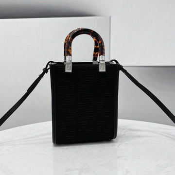 フェンディ FENDI 168-FD8527BK　2022年最新入荷 トップハンドルバッグ ハンドバッグ トートバッグ 2way 斜め掛け ショルダーバッグ クロスボディバッグ