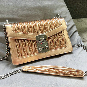 ミュウミュウ MIUMIU 99-MM5BD083ZJS　2022年最新入荷 コンフィデンシャル 斜め掛け ショルダーバッグ クロスボディバッグ レディースかばん マテラッセレザー
