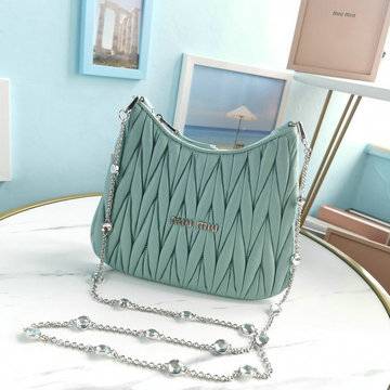 商品名称：ミュウミュウ MIUMIU 99-MM5BH189QG　2022年最新入荷 チェーンバッグ 斜め掛け ショルダーバッグ クロスボディバッグ レディースかばん マテラッセ レザー