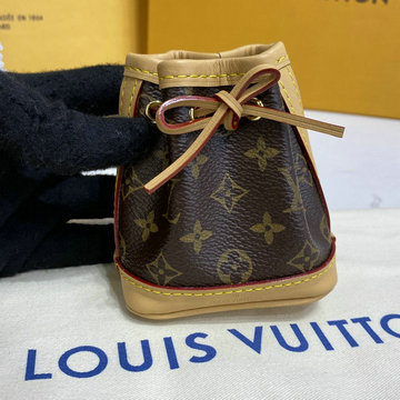 ルイヴィトン LOUISVUITTON 057-M81081　2022年最新入荷 トリオ ミニアイコン 斜め掛け ショルダーバッグ クロスボディバッグ レディースかばん モノグラムキャンパス